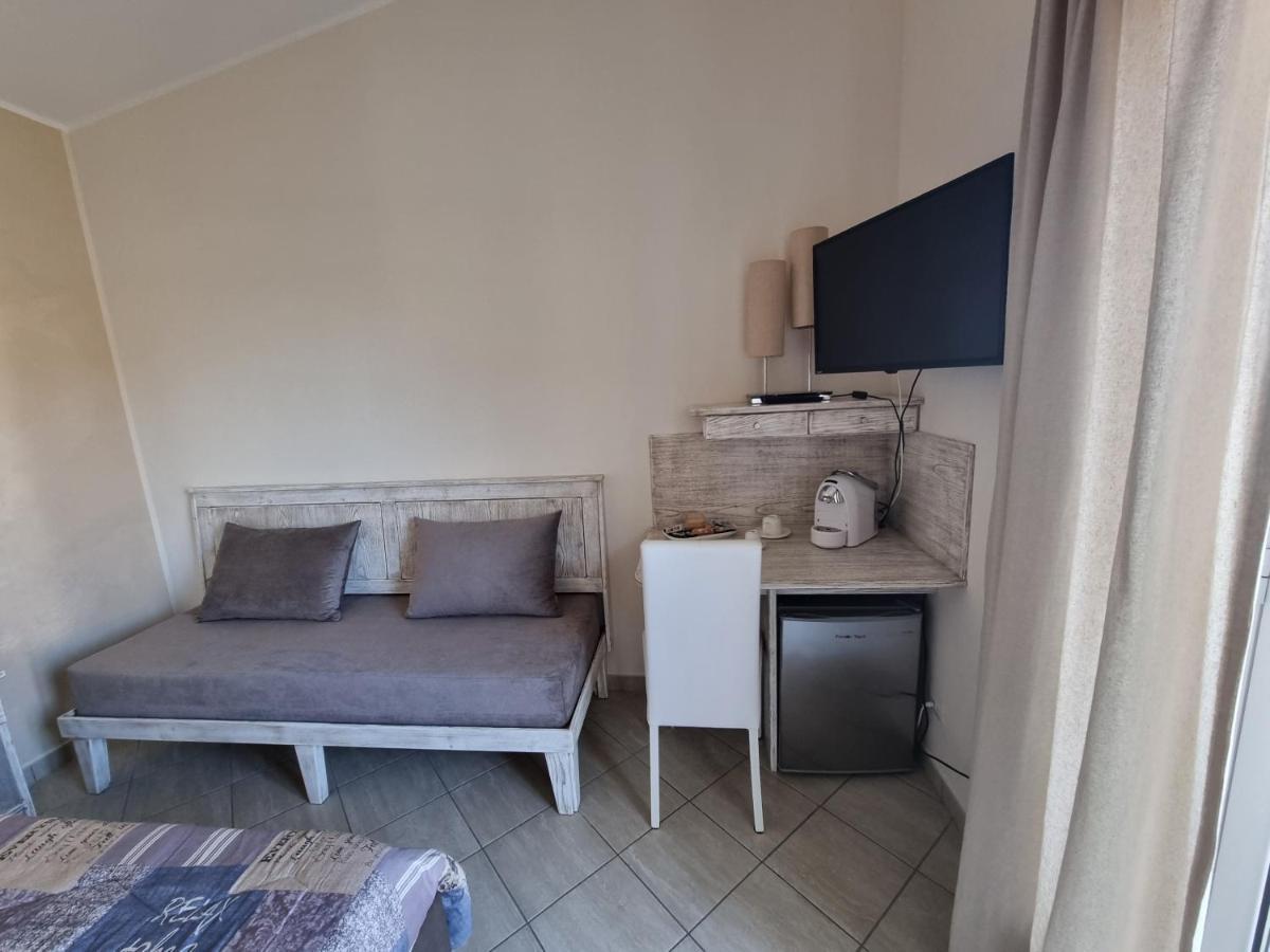 B&B E Casa Vacanza Al Castello Roccella Ionica Zewnętrze zdjęcie