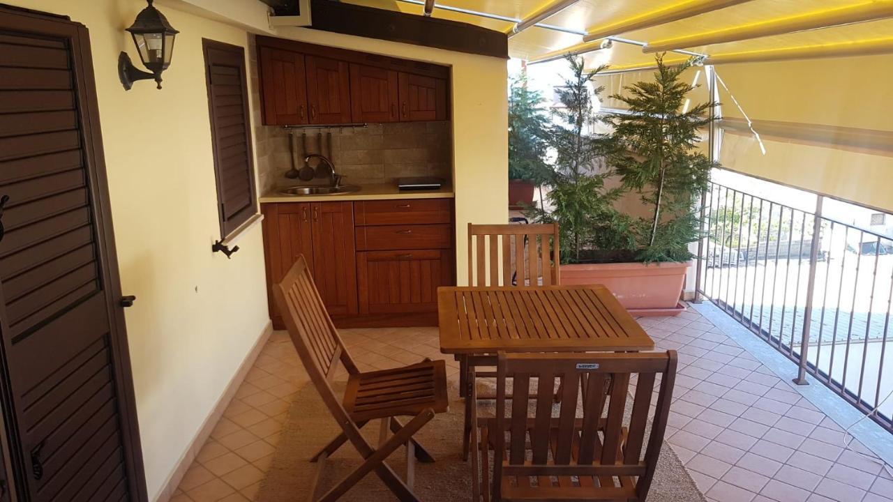 B&B E Casa Vacanza Al Castello Roccella Ionica Zewnętrze zdjęcie