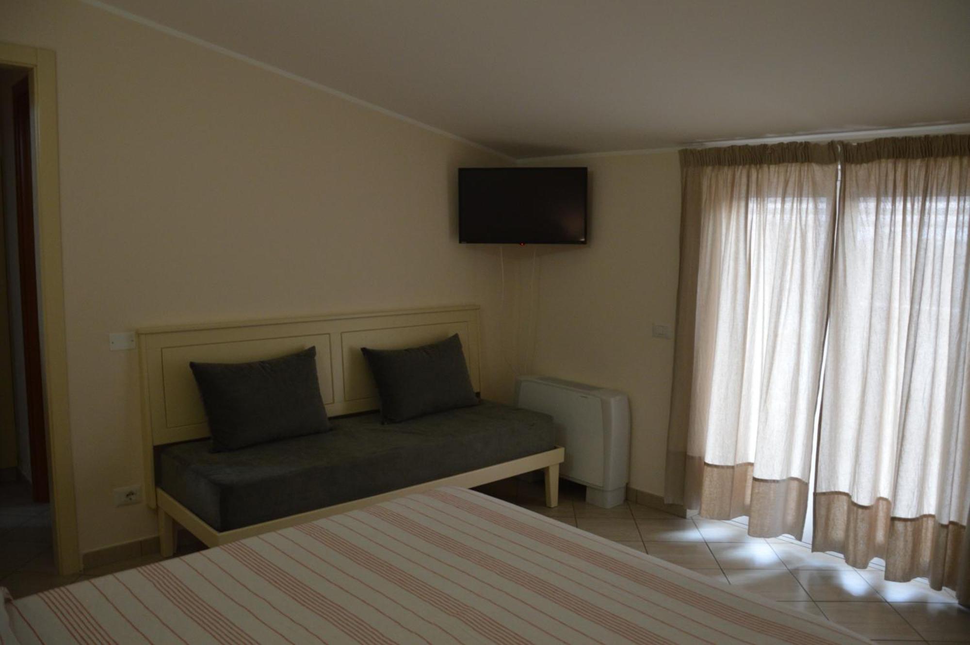 B&B E Casa Vacanza Al Castello Roccella Ionica Zewnętrze zdjęcie