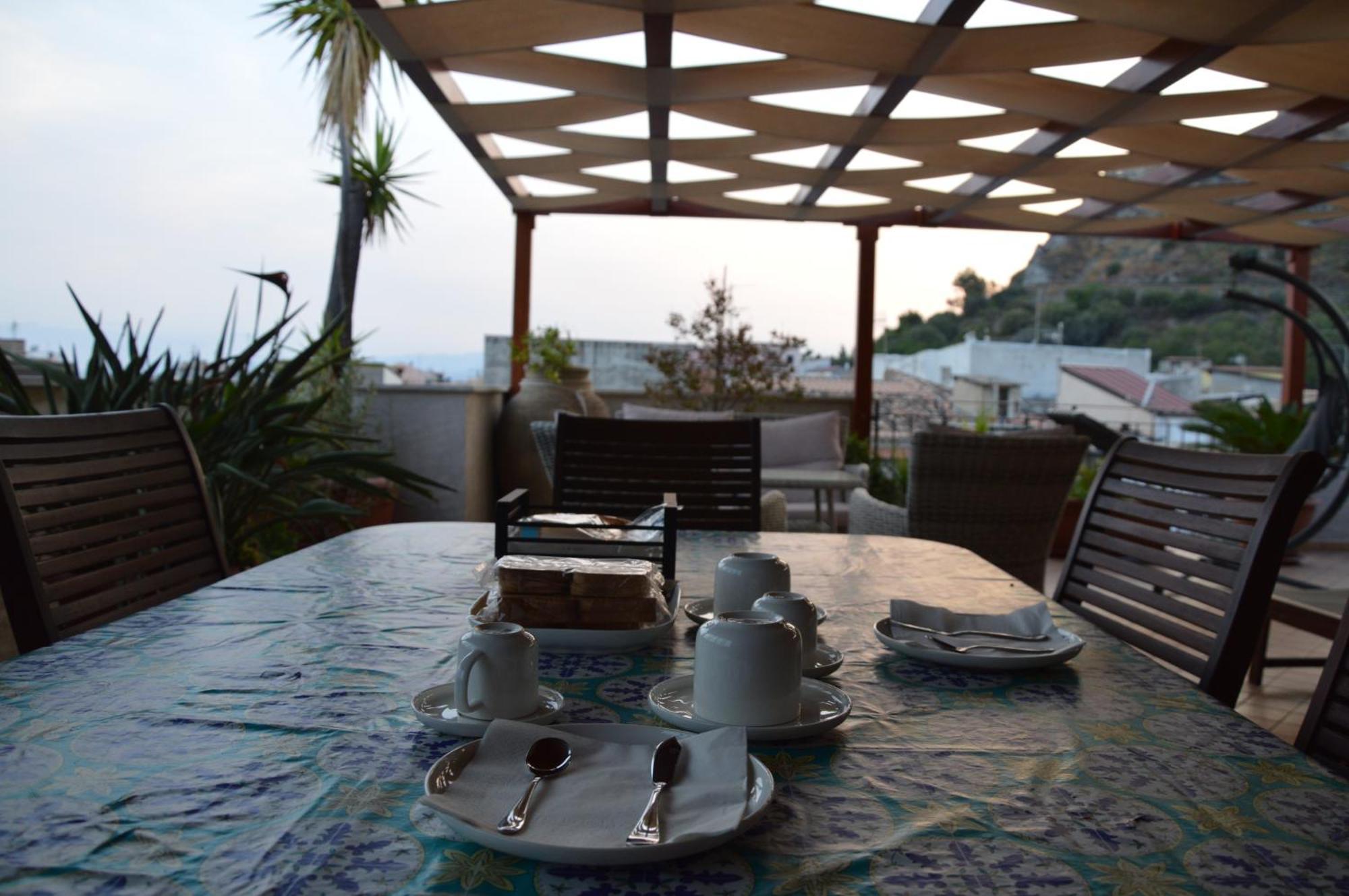 B&B E Casa Vacanza Al Castello Roccella Ionica Zewnętrze zdjęcie