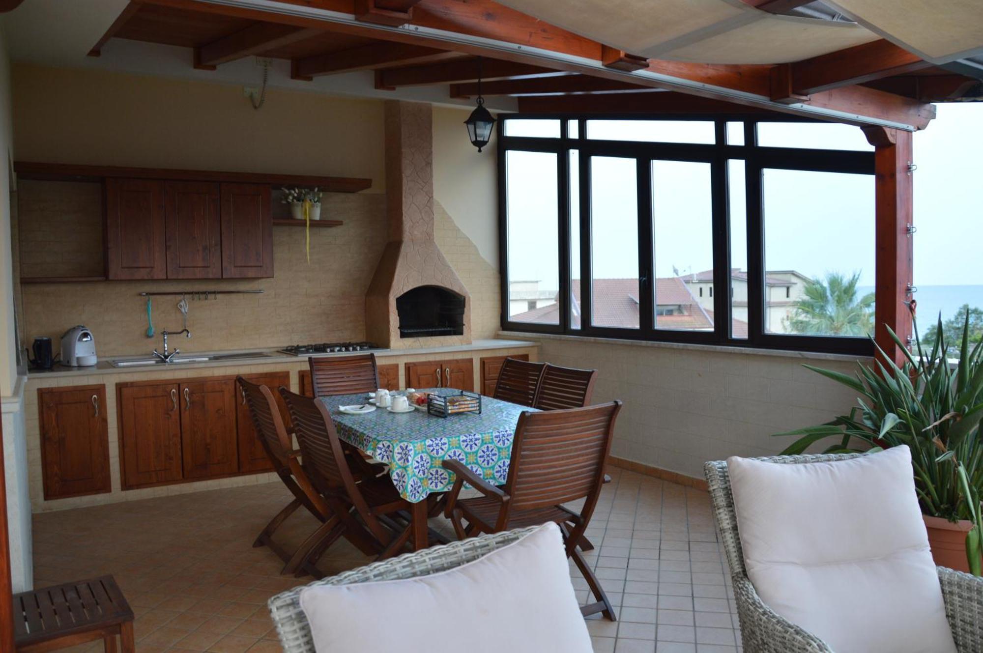 B&B E Casa Vacanza Al Castello Roccella Ionica Zewnętrze zdjęcie