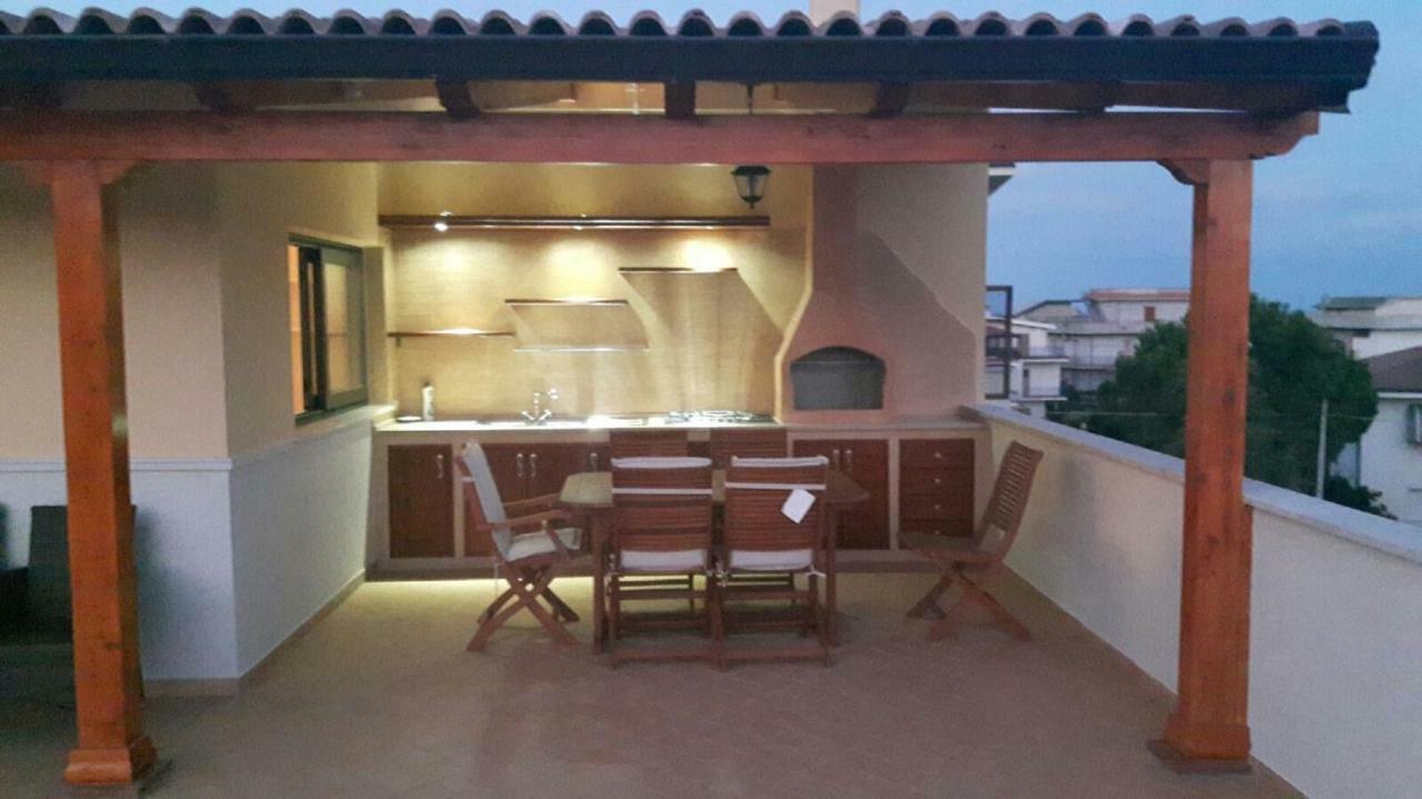 B&B E Casa Vacanza Al Castello Roccella Ionica Zewnętrze zdjęcie