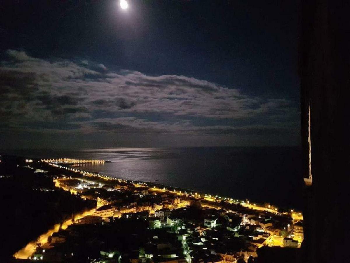 B&B E Casa Vacanza Al Castello Roccella Ionica Zewnętrze zdjęcie
